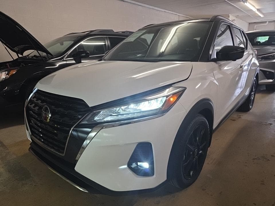 2021 NISSAN KICKS SR