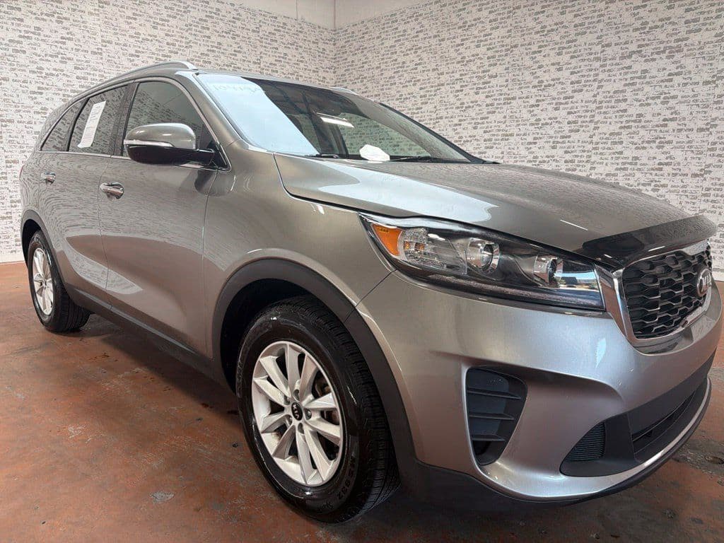 2019 KIA SORENTO LX