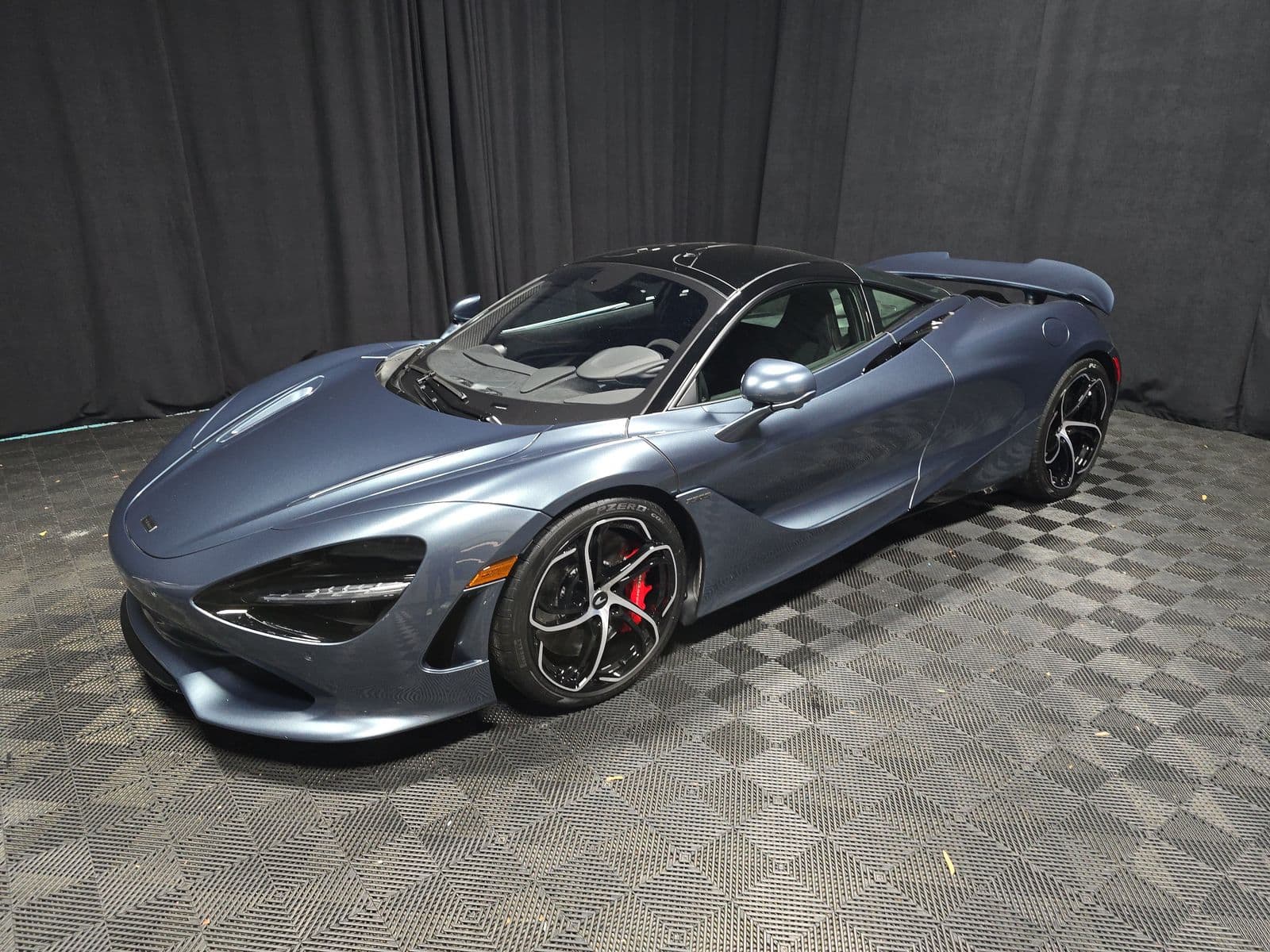 2025 MCLAREN 750S Base