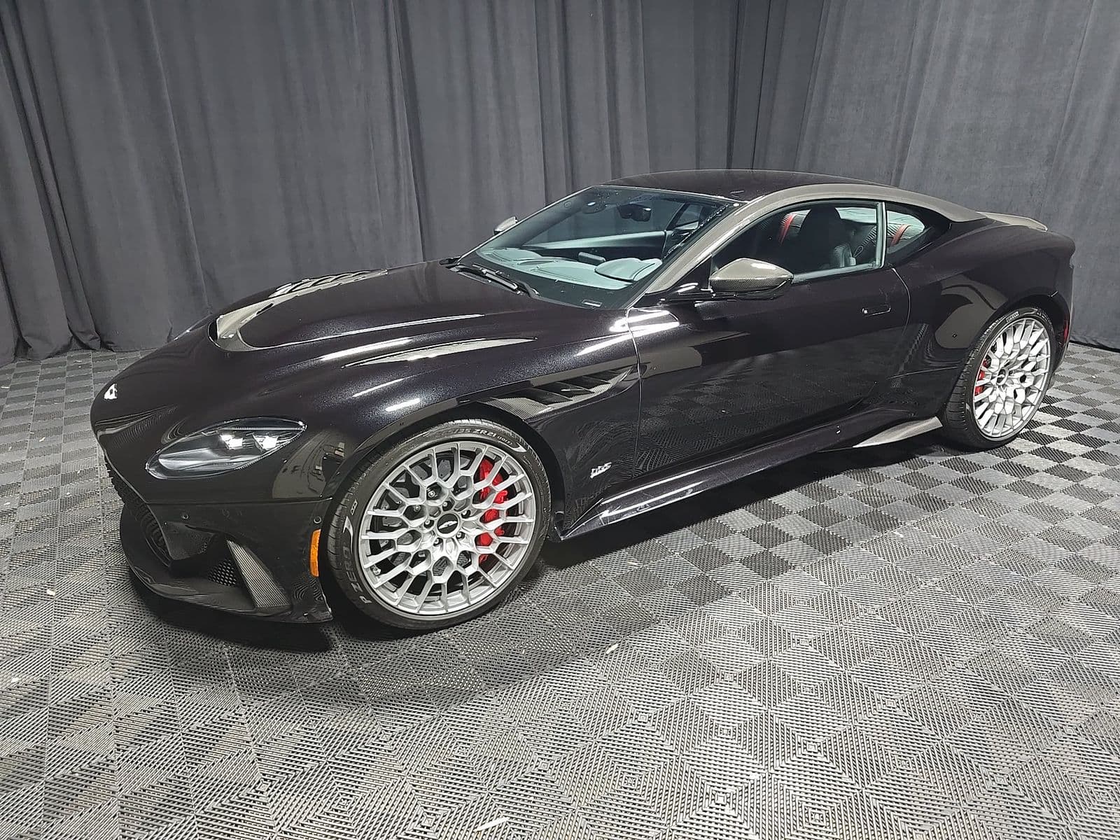 2023 ASTON MARTIN DBS 770 Ultimate