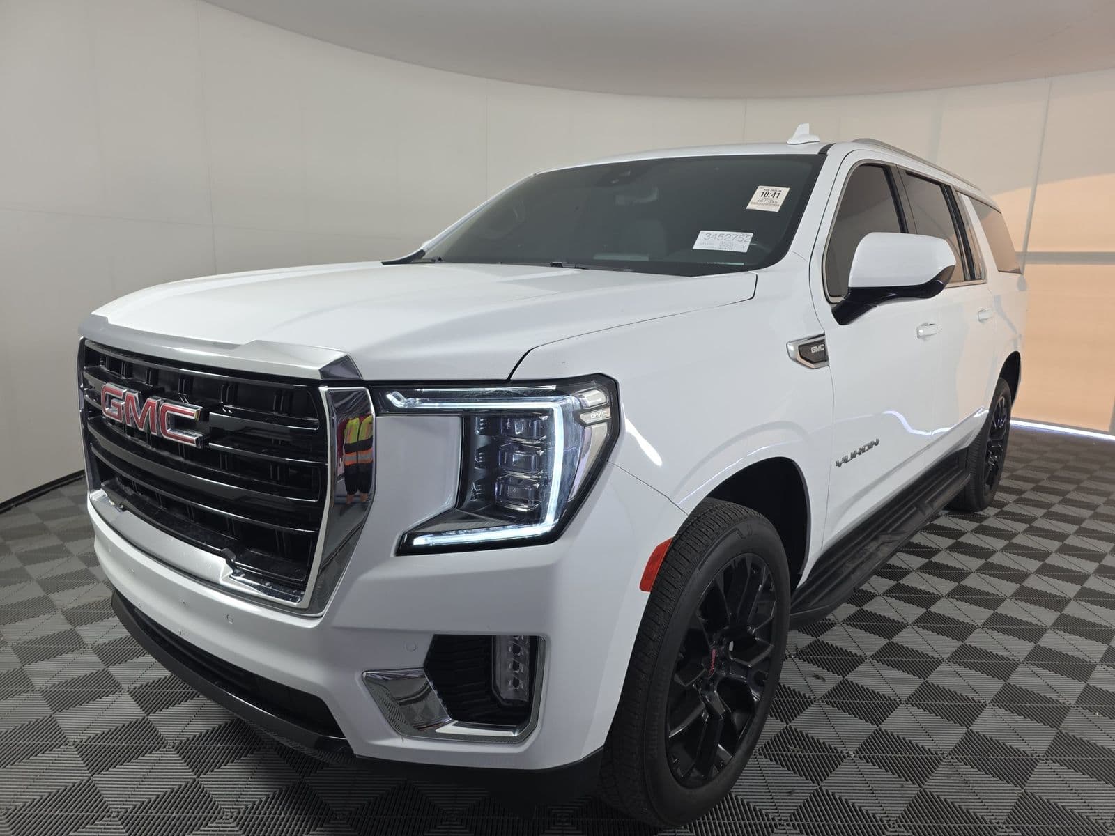 2023 GMC YUKON XL SLE