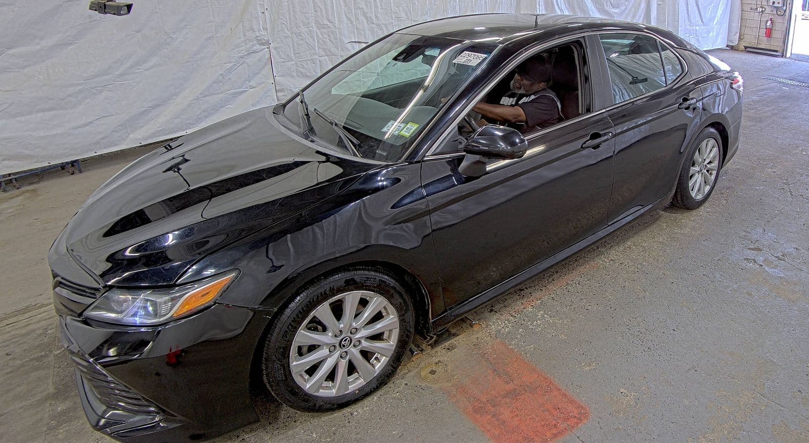 2018 TOYOTA CAMRY LE