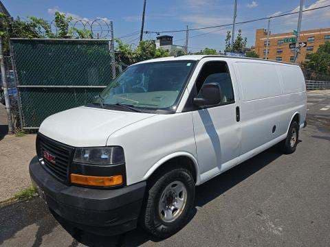 2019 GMC SAVANA 3500 Base