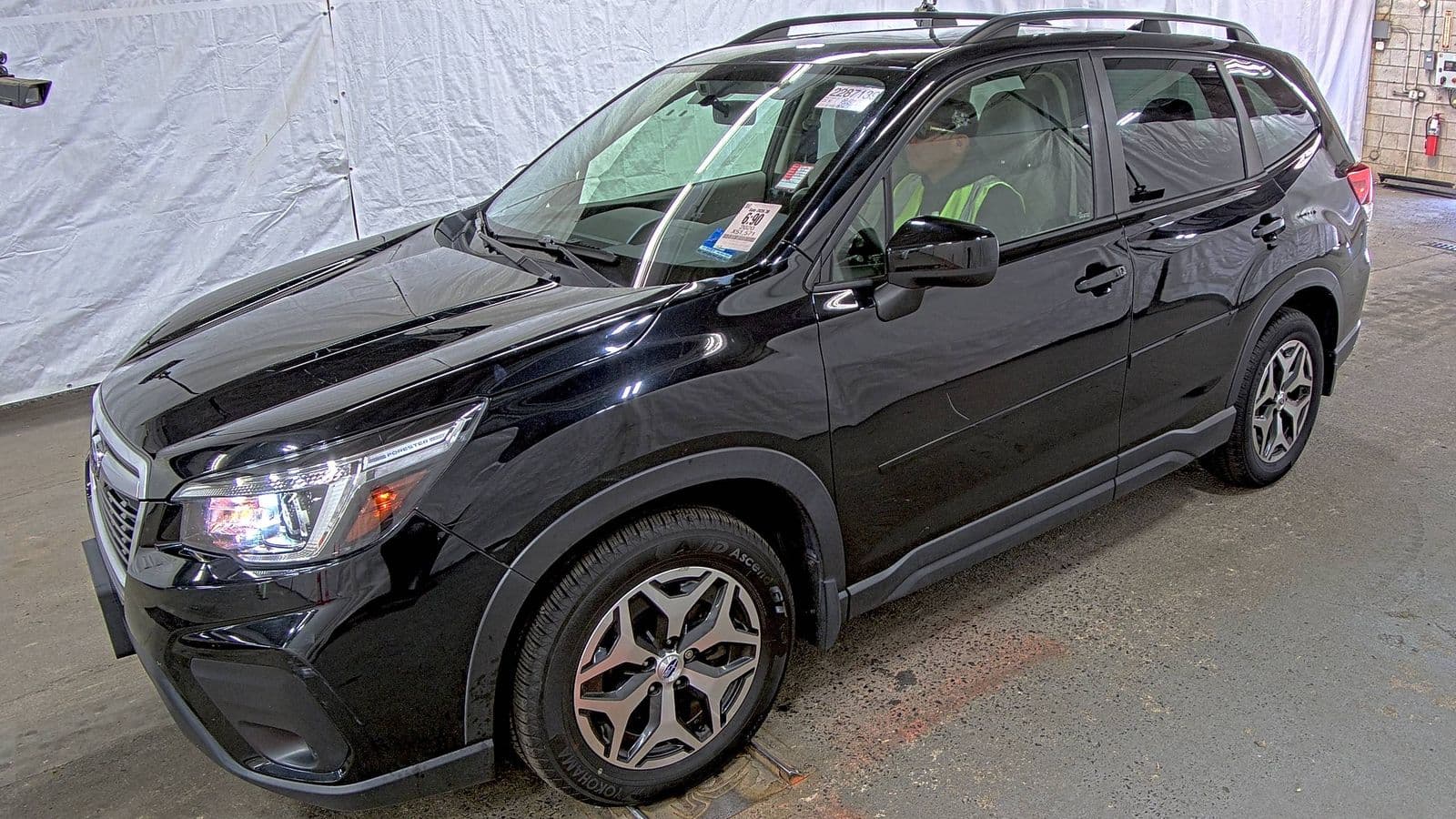 2020 SUBARU FORESTER Premium 1