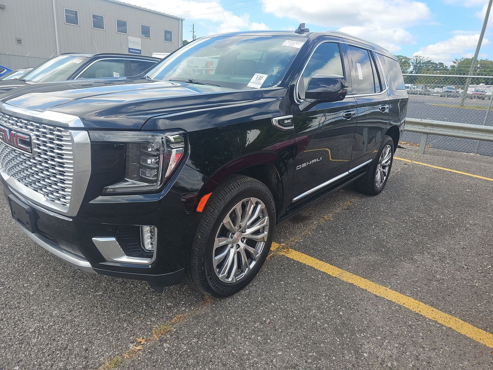 2023 GMC YUKON Denali