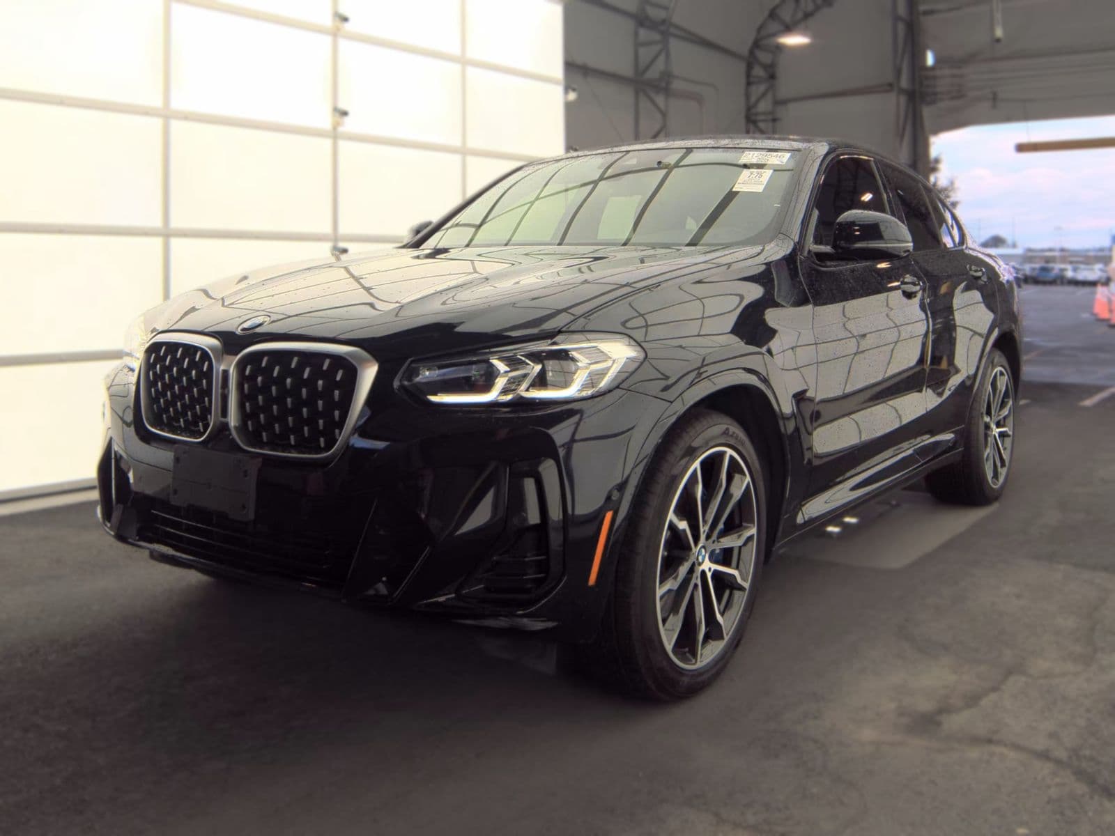 2023 BMW X4 xDrive30i