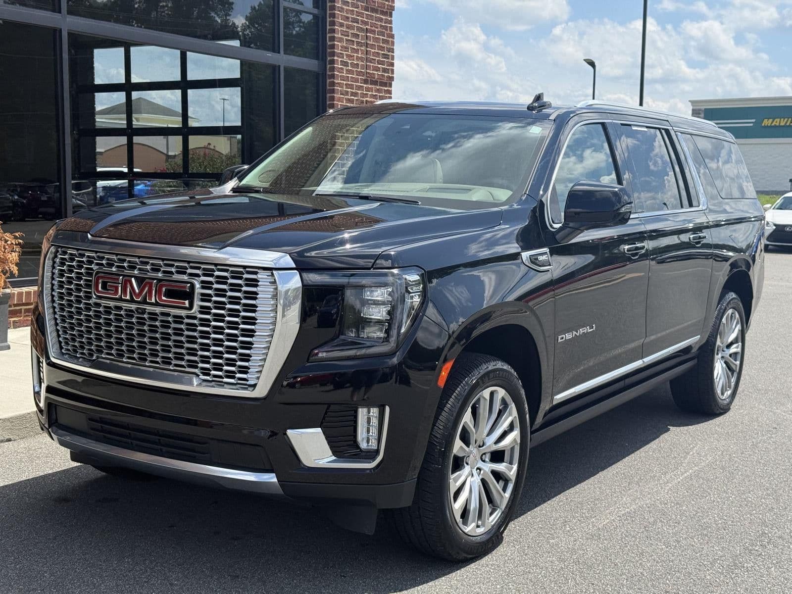 2023 GMC YUKON XL Denali