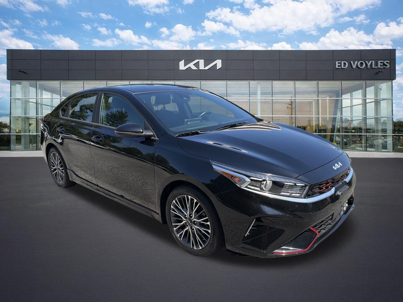 2024 KIA FORTE GT-Line