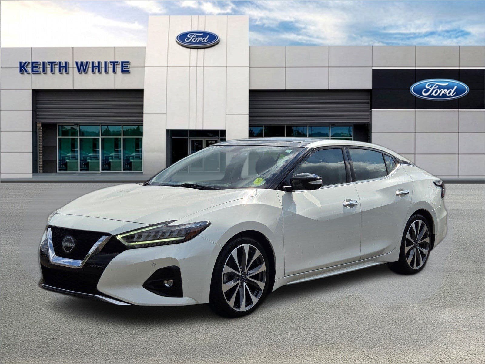 2023 NISSAN MAXIMA Platinum