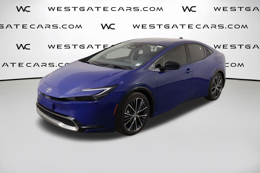 2023 TOYOTA PRIUS XLE