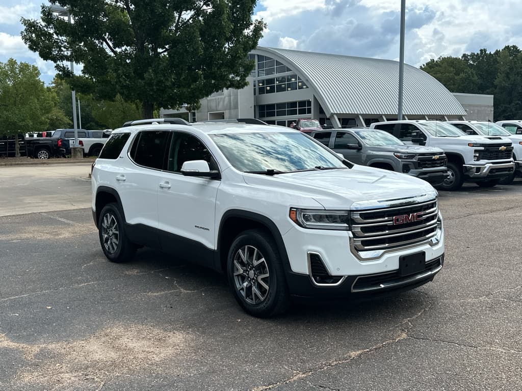 2023 GMC ACADIA SLT