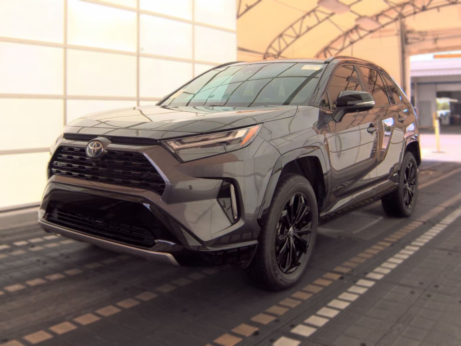 2023 TOYOTA RAV4 HYBRID XSE