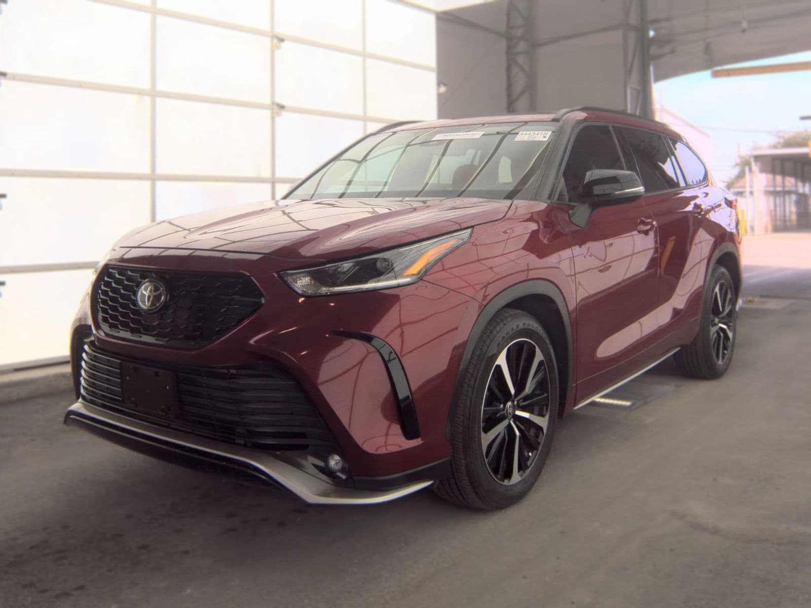 2022 TOYOTA HIGHLANDER XSE