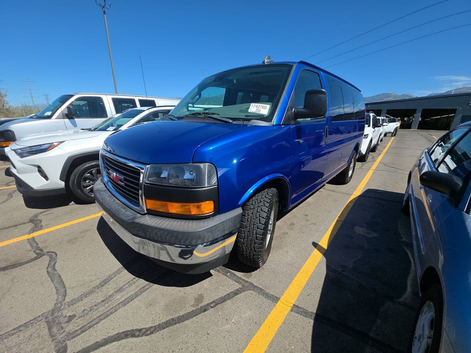 2020 GMC SAVANA 3500 LT