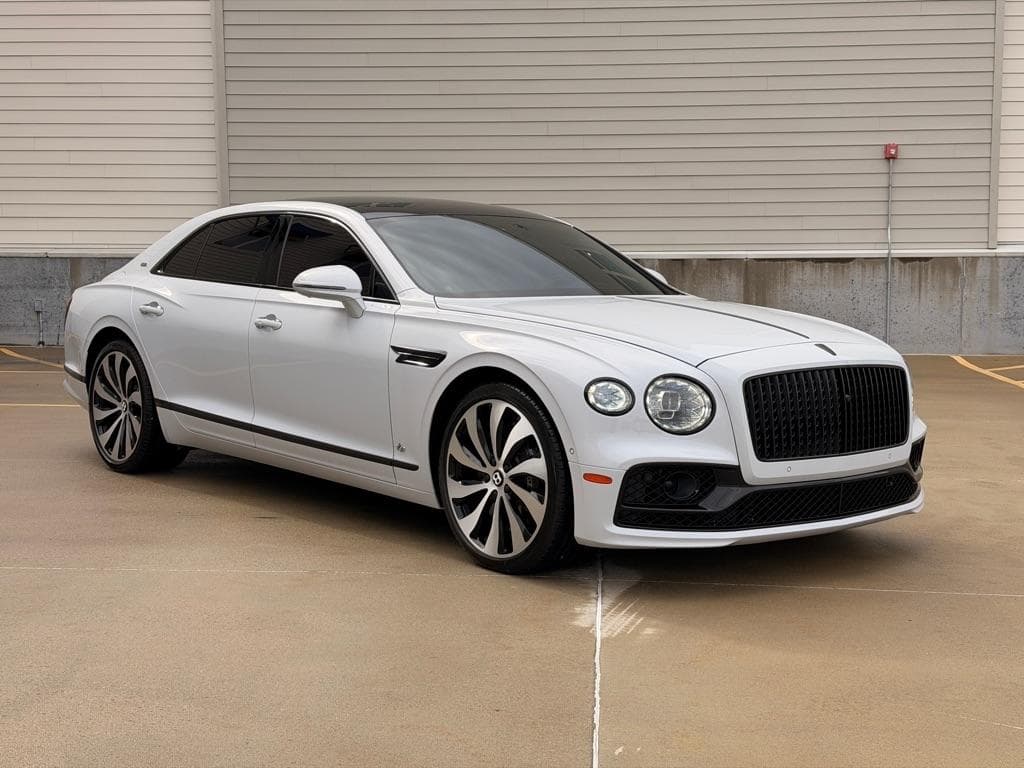 2021 BENTLEY FLYING SPUR V8