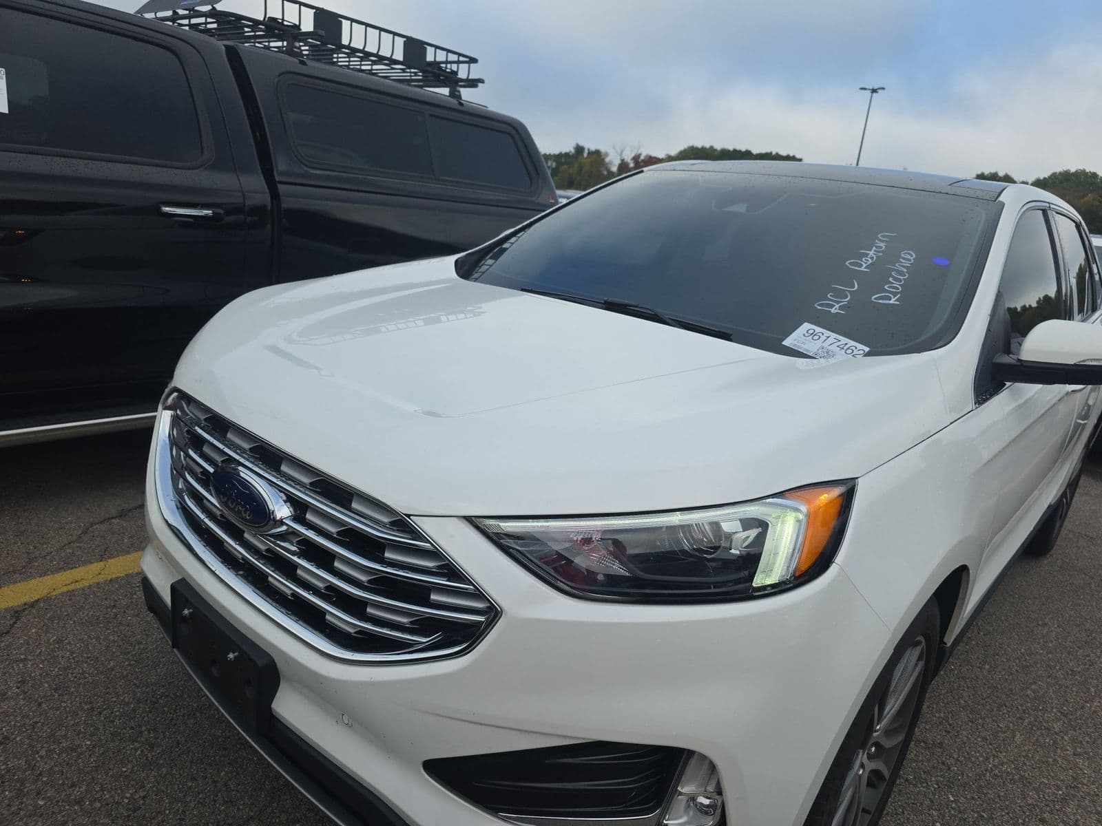 2024 FORD EDGE Titanium