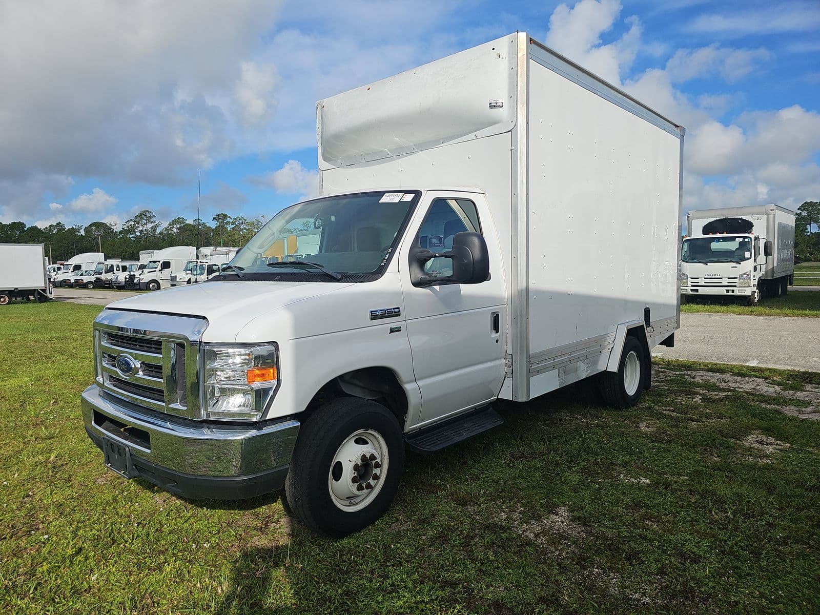 2019 FORD E-350 Base 1