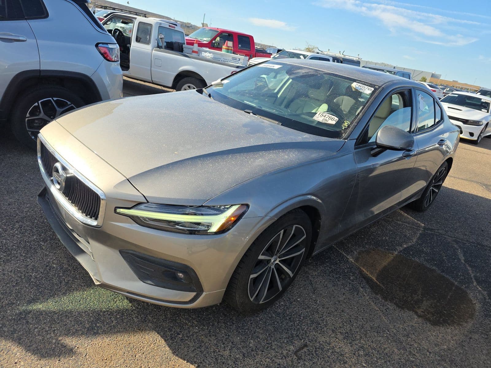 2021 VOLVO S60 T5 Momentum