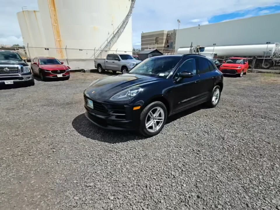 2021 PORSCHE MACAN Base