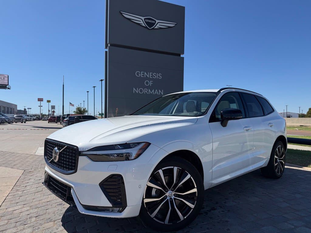 2025 VOLVO XC60 B5 Plus