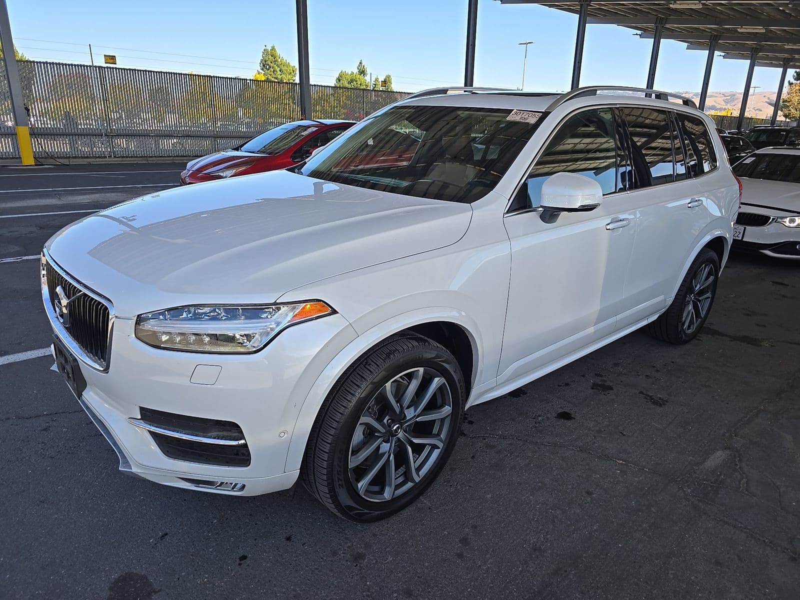 2019 VOLVO XC90 T6 Momentum