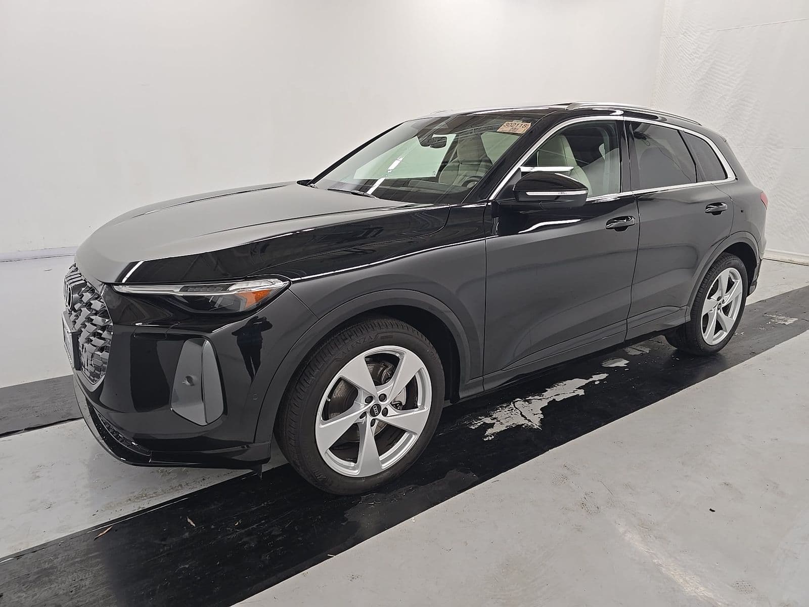 2025 AUDI Q5 Prestige
