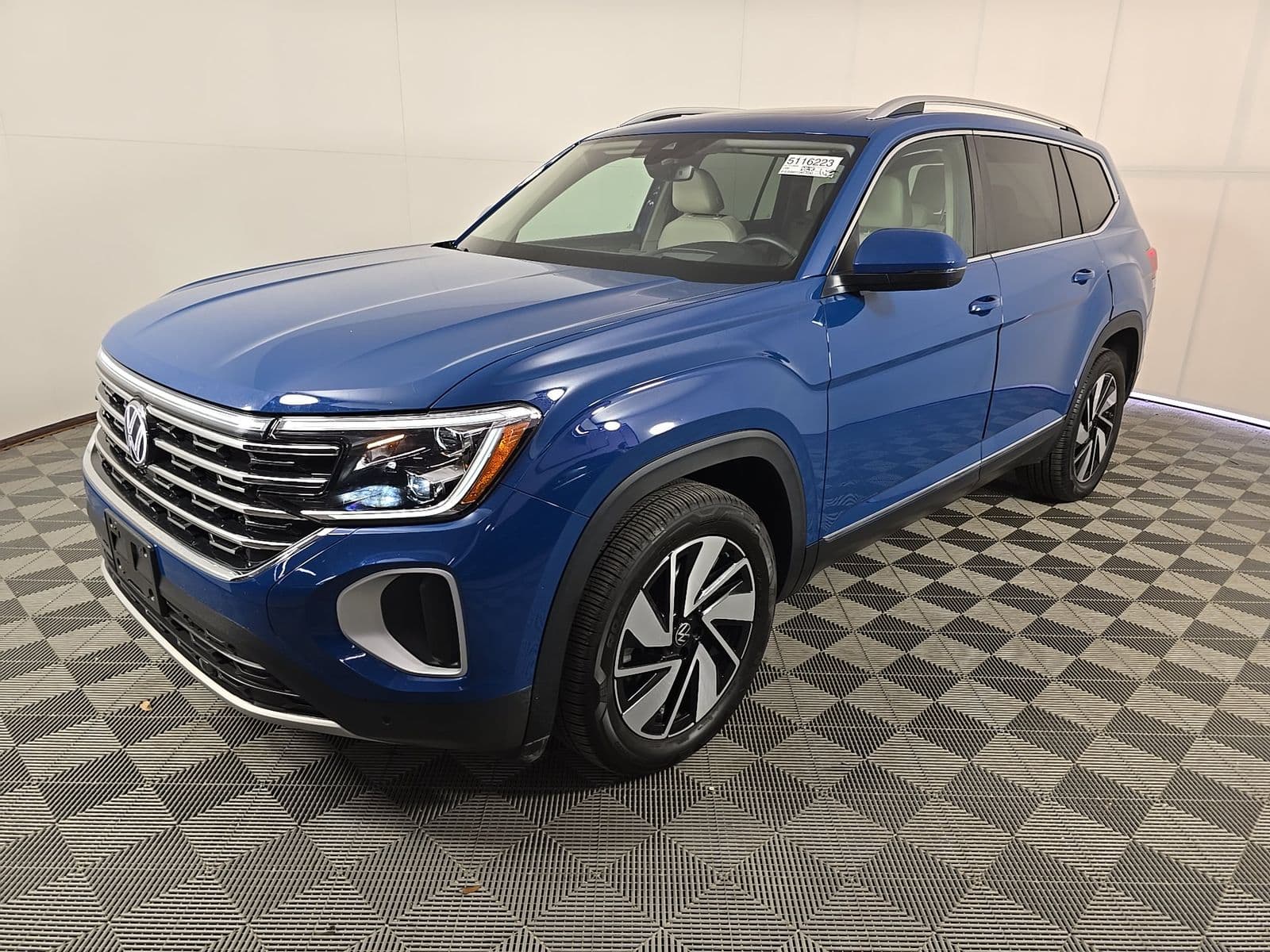2025 VOLKSWAGEN ATLAS 2.0T SEL