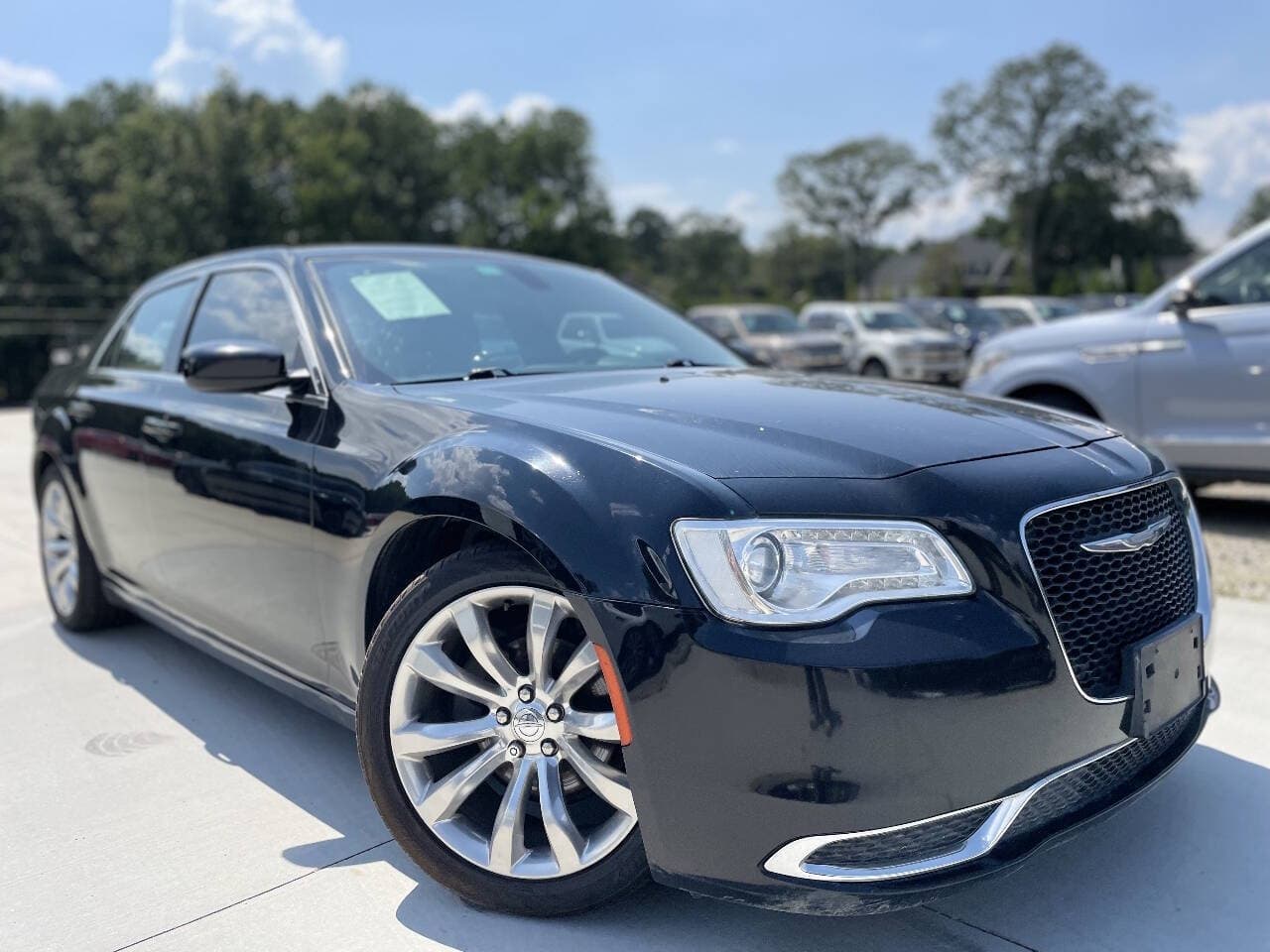 2017 CHRYSLER 300 Limited
