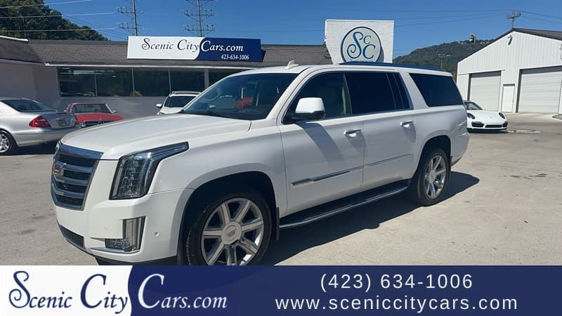2017 CADILLAC ESCALADE ESV Luxury