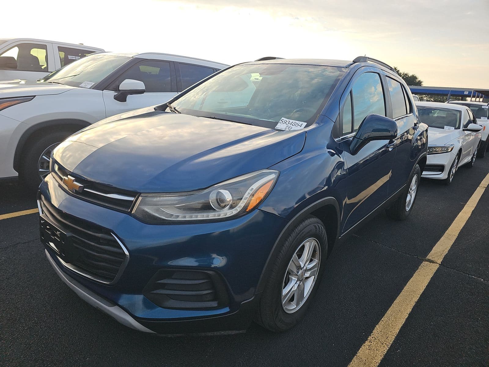 2020 CHEVROLET TRAX LT 1