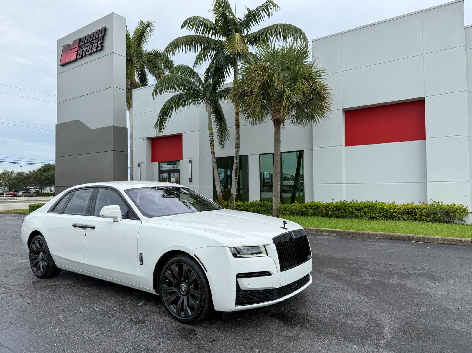 2021 ROLLS-ROYCE GHOST Base