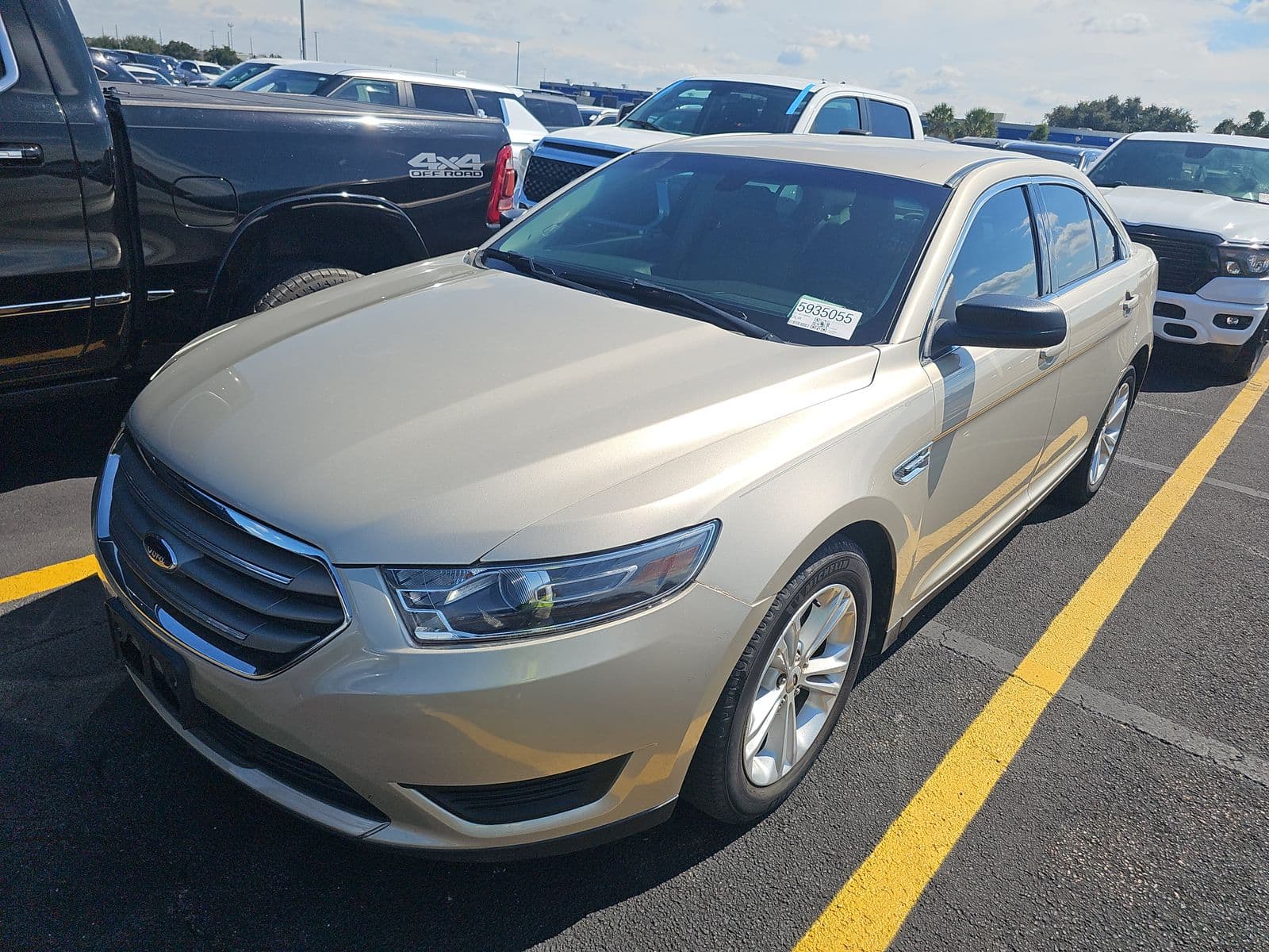 2018 FORD TAURUS SE 1