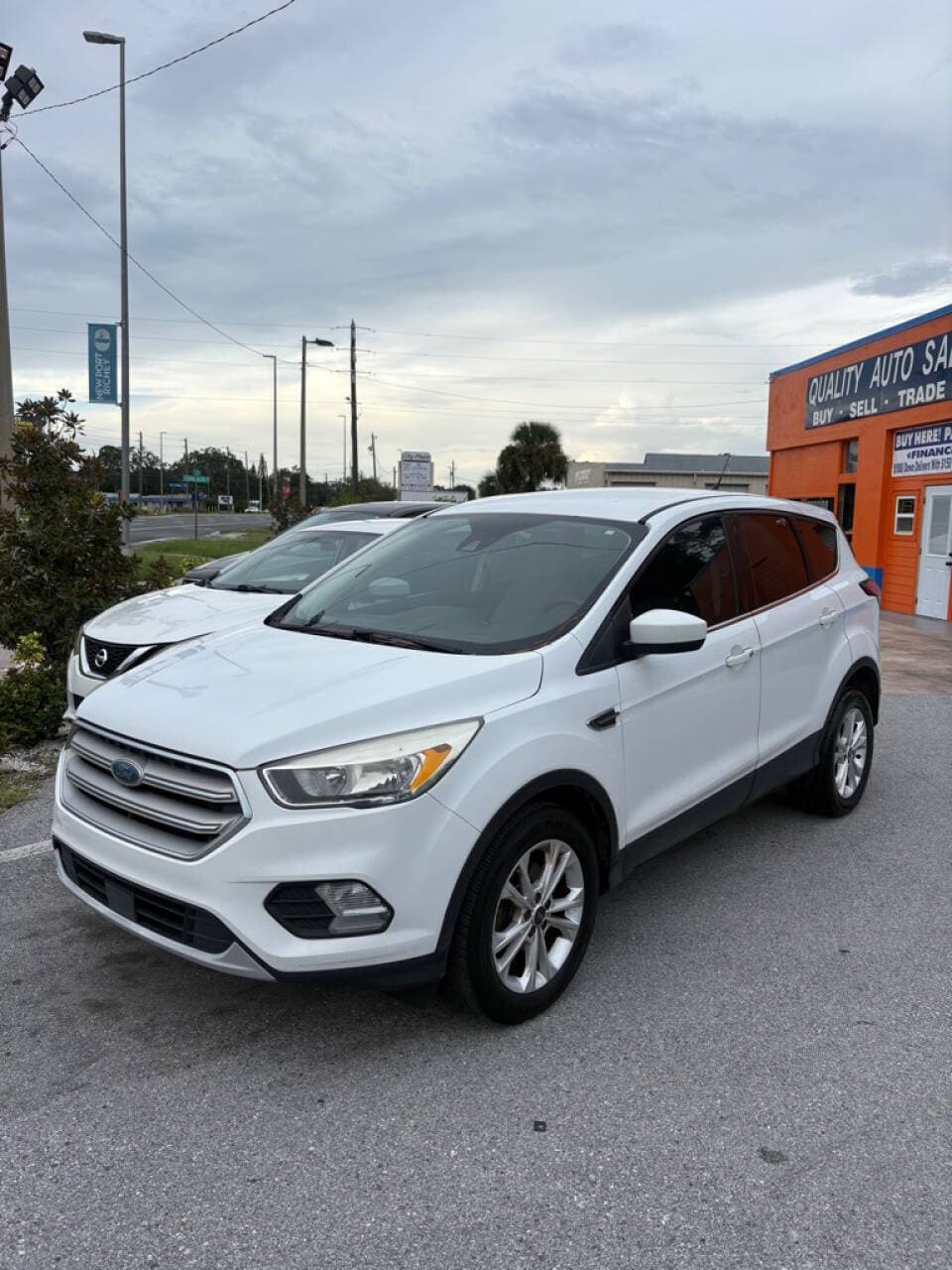 2019 FORD ESCAPE SE
