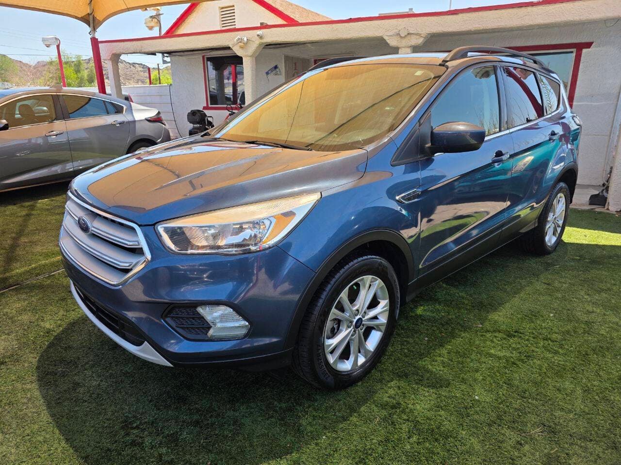 2018 FORD ESCAPE SE
