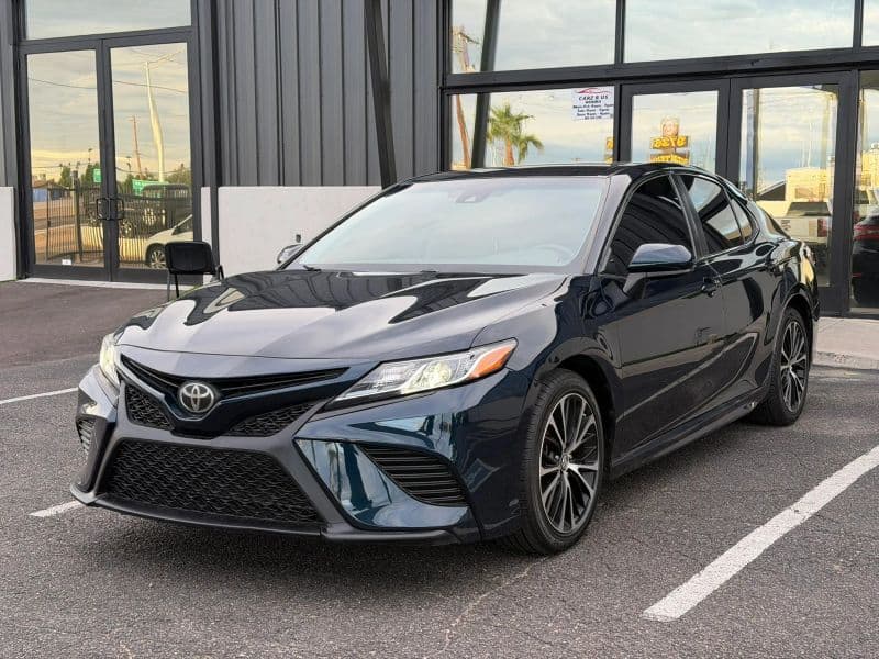 2018 TOYOTA CAMRY SE
