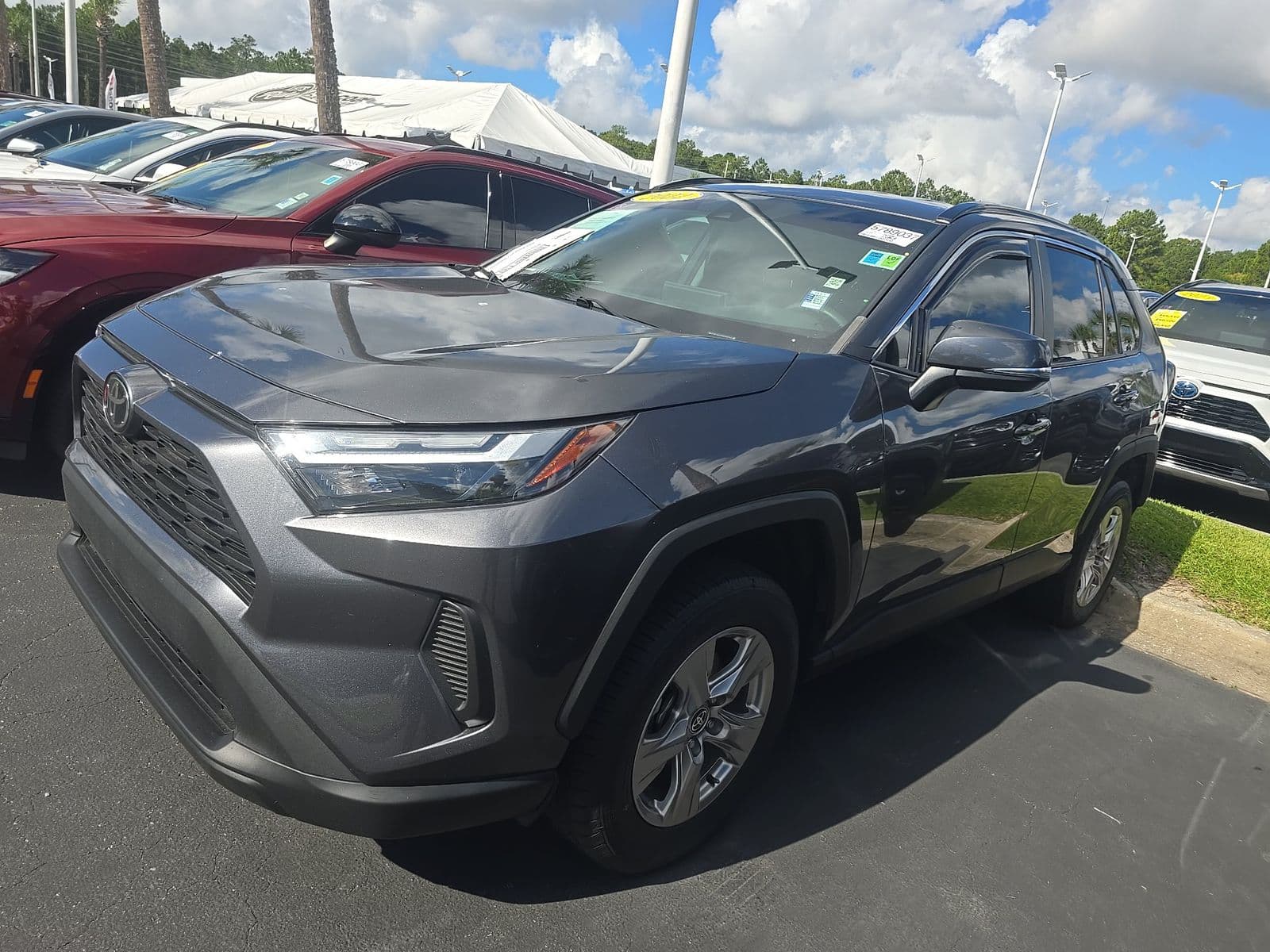 2022 TOYOTA RAV4 XLE