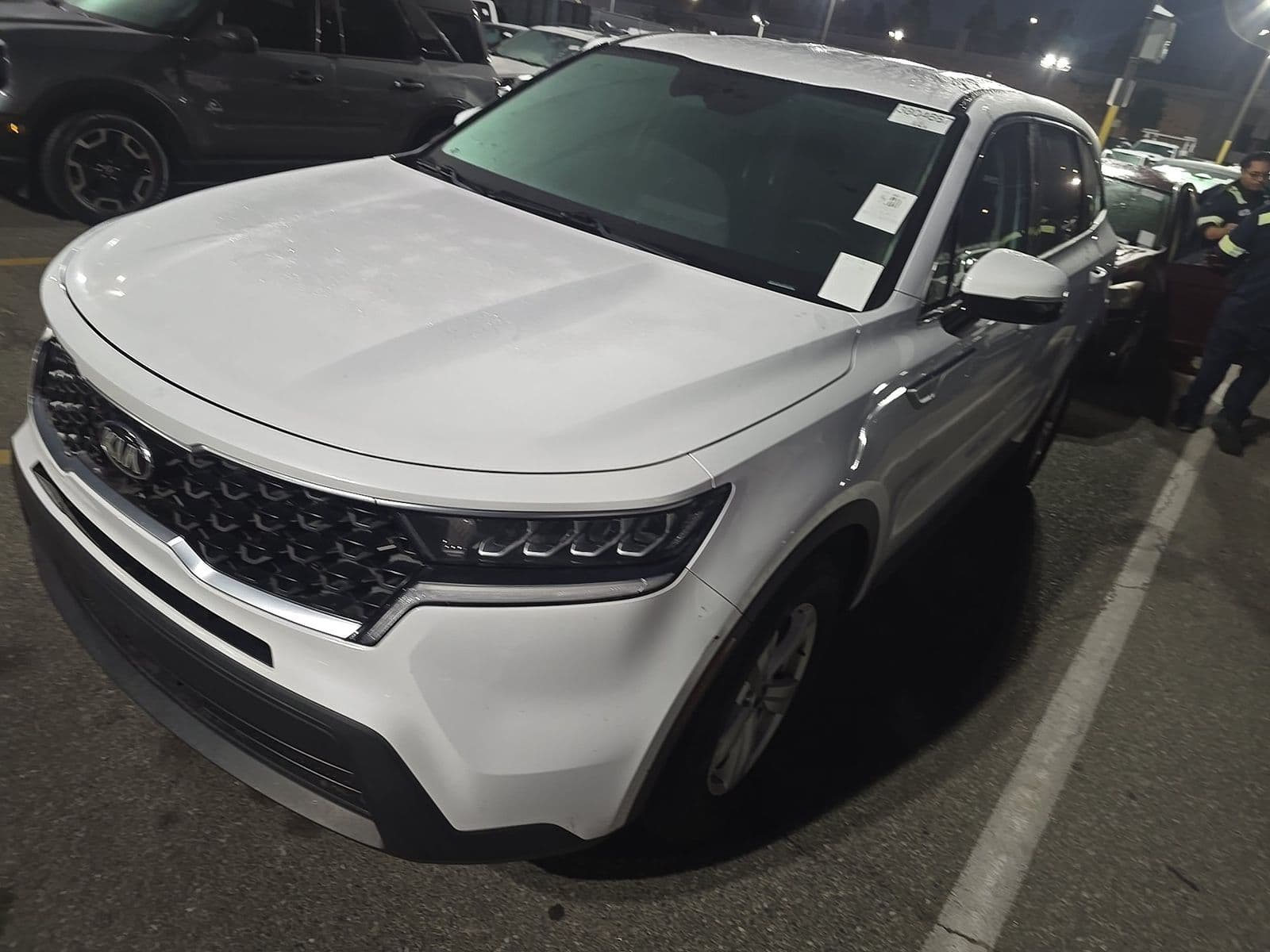 2021 KIA SORENTO LX