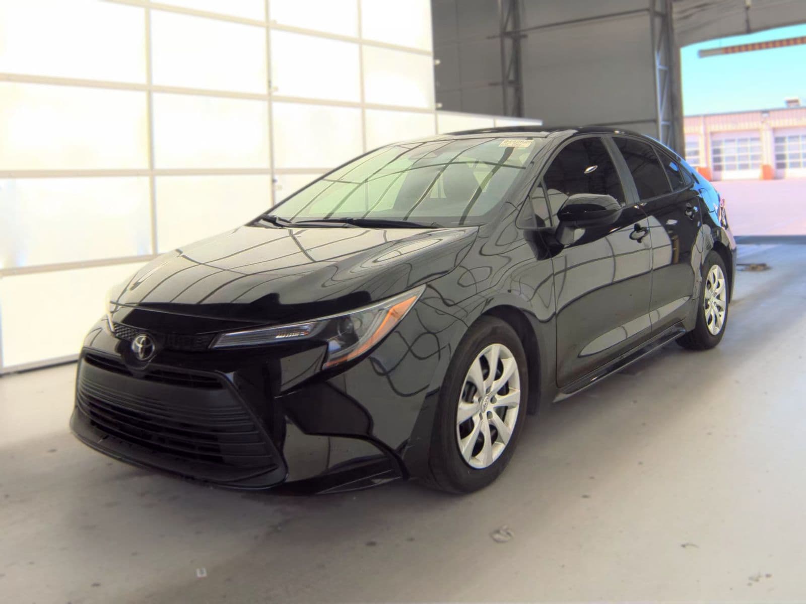 2024 TOYOTA COROLLA LE 1