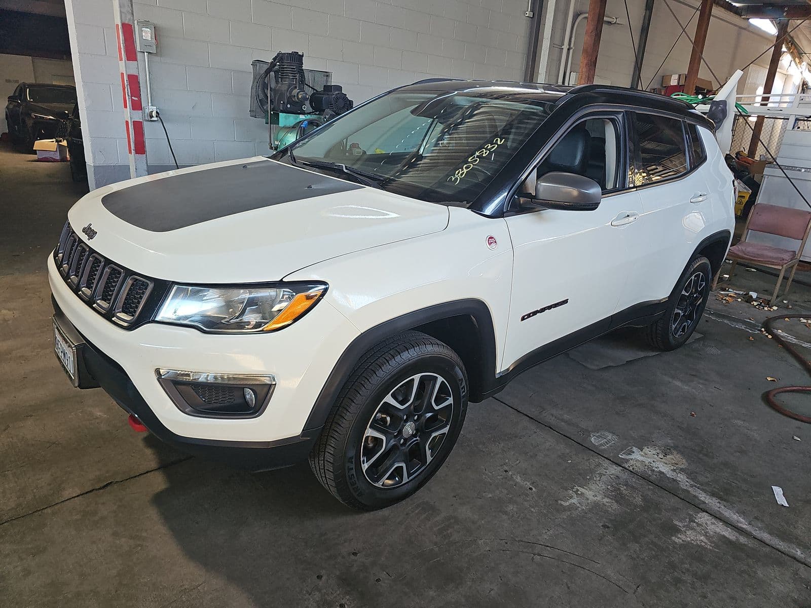 2019 JEEP COMPASS Trailhawk