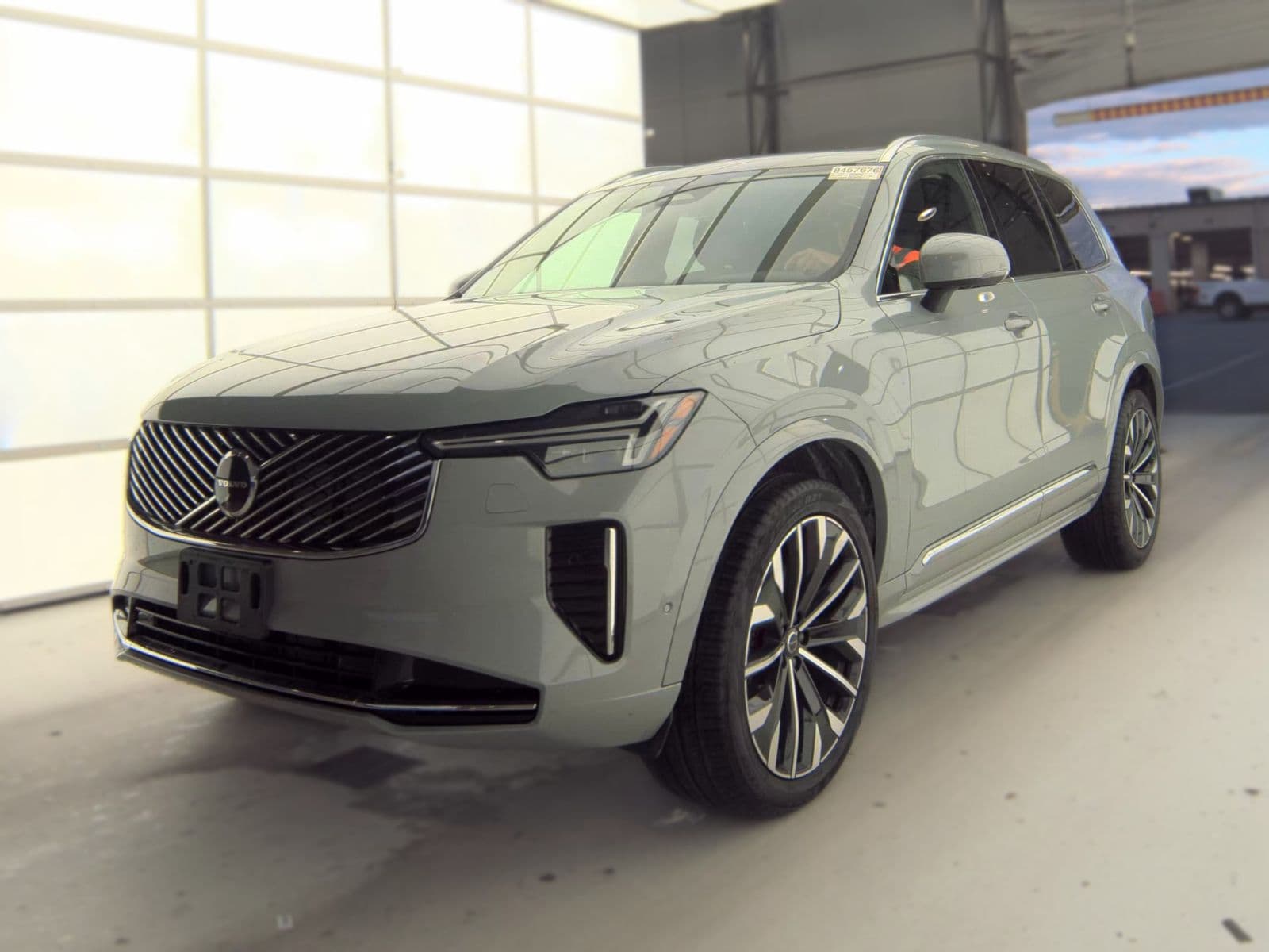 2026 VOLVO XC90 B6 Plus