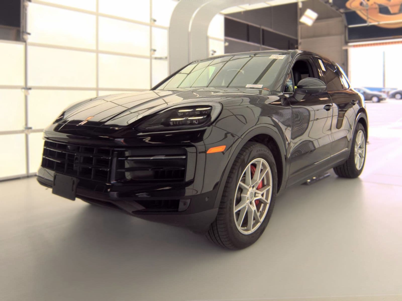 2024 PORSCHE CAYENNE S