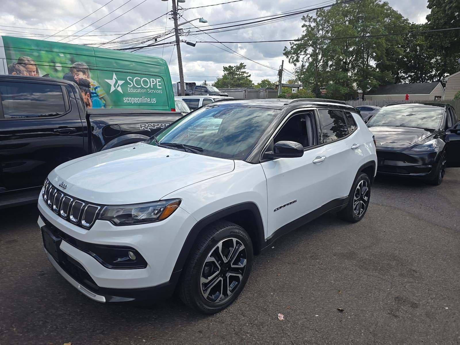 2022 JEEP COMPASS Limited