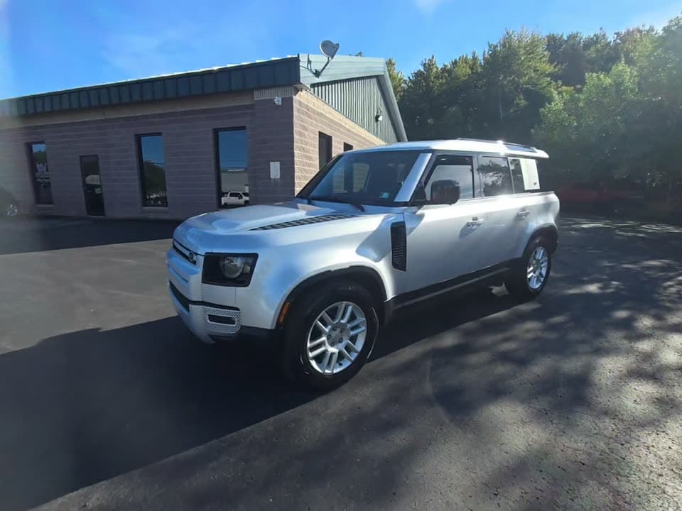 2024 LAND ROVER DEFENDER 110 S