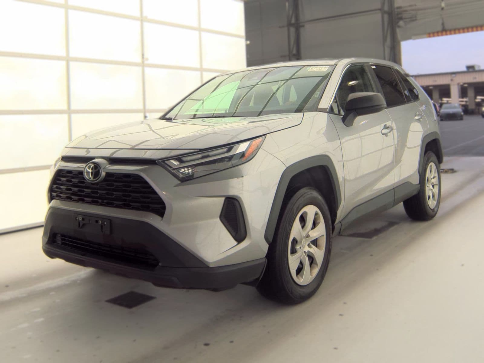2024 TOYOTA RAV4 LE