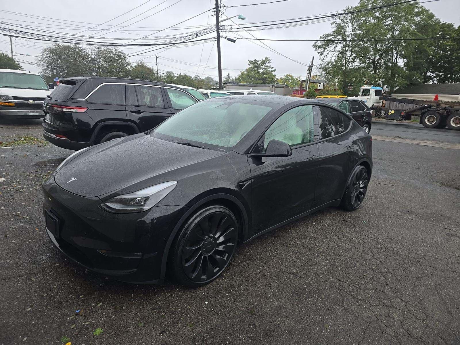 2022 TESLA MODEL Y Performance