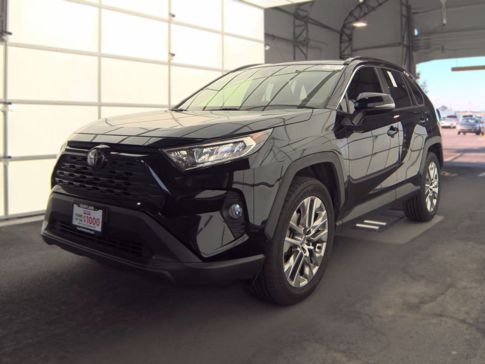 2020 TOYOTA RAV4 XLE Premium