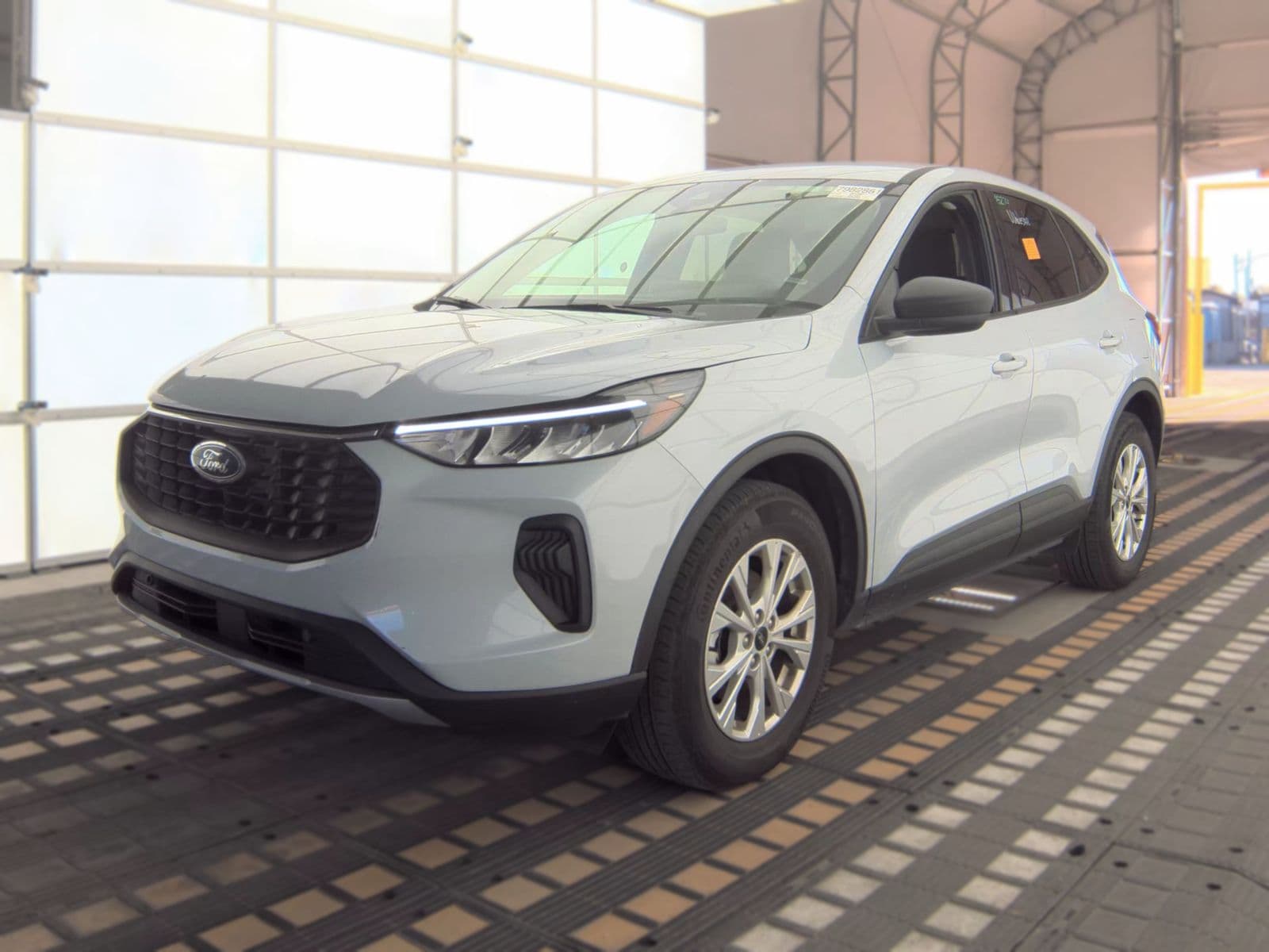 2025 FORD ESCAPE Active 1
