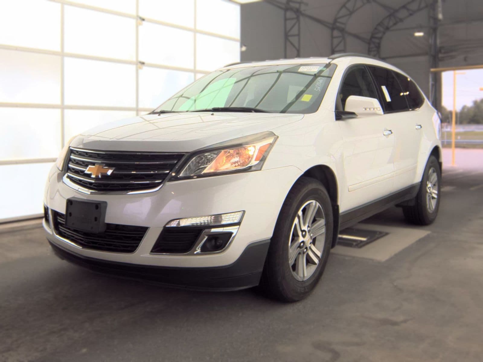 2017 CHEVROLET TRAVERSE LT