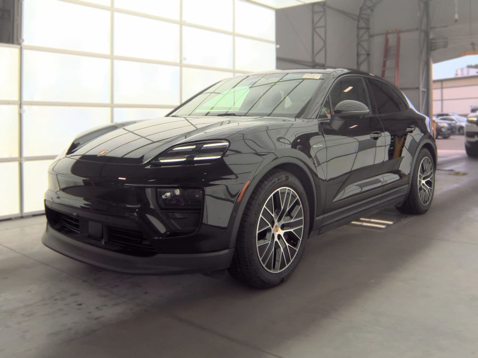 2025 PORSCHE MACAN ELECTRIC Base