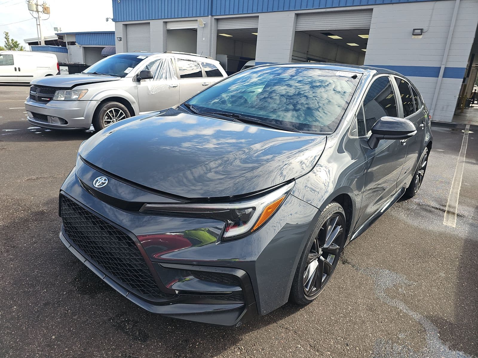 2023 TOYOTA COROLLA SE